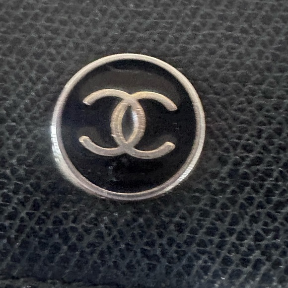 Chanel Coco Button Card/ 6-Ring Key Case in black Caviar leather Mens/Womens - Picture 7 of 13